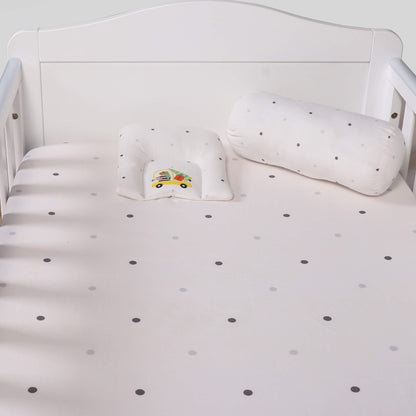 Piggy Parade Baby Quilt