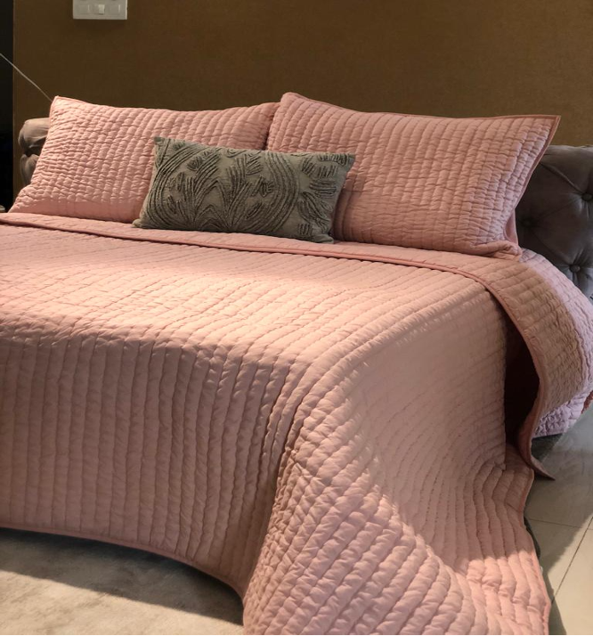 Rosa Serene Hand Quilt