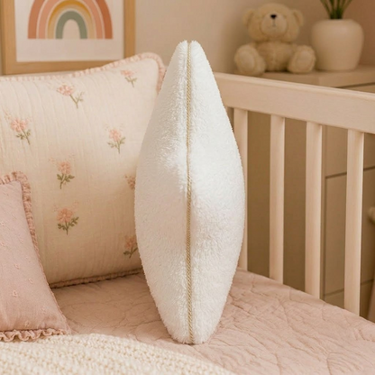 Star Decorative Cushion – White Plush Accent Pillow